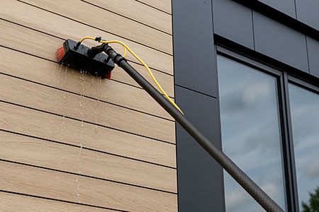 Bardage en résine ou matériaux techniques